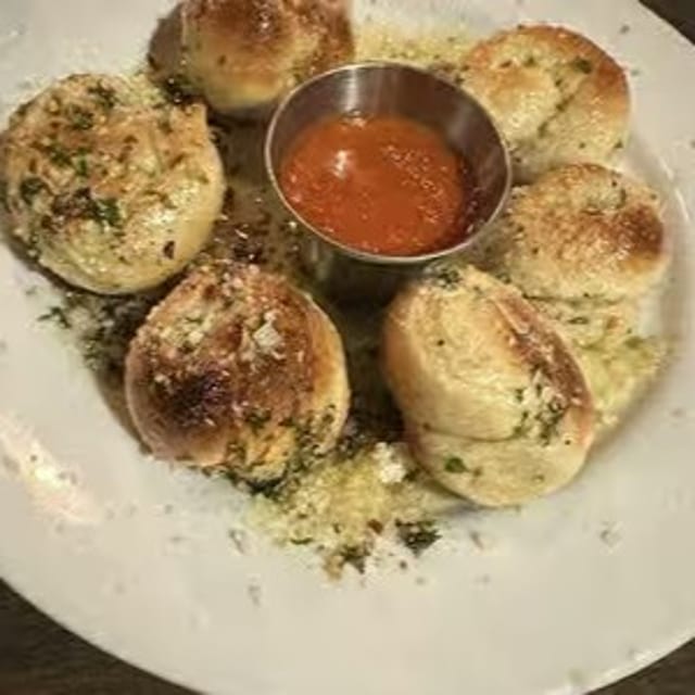 Garlic Rolls.